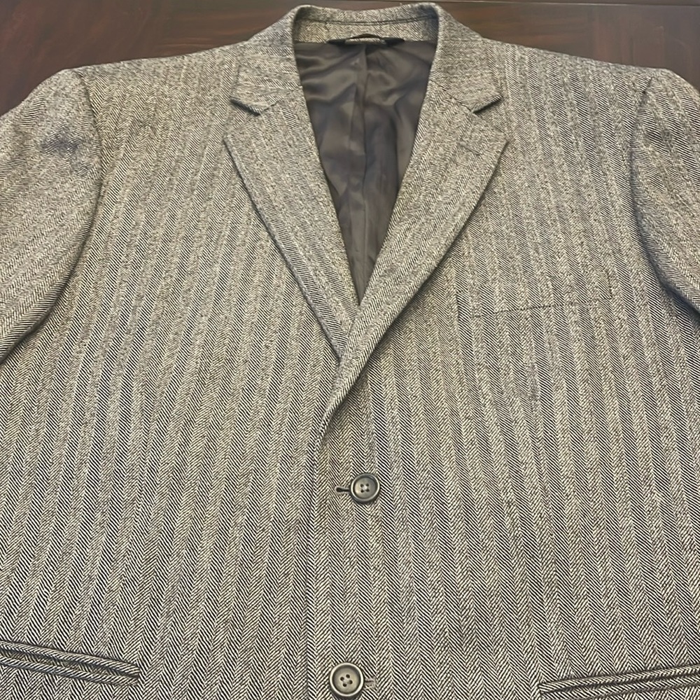 Joseph & Feiss Luxury Wool Blazer in Gray Herringbone